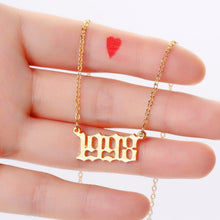 Carica l&#39;immagine nel visualizzatore di Gallery, Bohemian English Number Letter Necklace Stainless Steel Chain Necklace for Women Birthday Gift Female Birth Year Necklaces