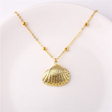 Load image into Gallery viewer, Conch Shell Necklace Sea Beach Shell Chain Pendant Necklace For Women Collier Femme Shell Cowrie Summer Jewelry Bohemian