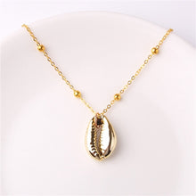 Load image into Gallery viewer, Conch Shell Necklace Sea Beach Shell Chain Pendant Necklace For Women Collier Femme Shell Cowrie Summer Jewelry Bohemian