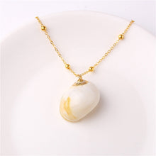 Load image into Gallery viewer, Conch Shell Necklace Sea Beach Shell Chain Pendant Necklace For Women Collier Femme Shell Cowrie Summer Jewelry Bohemian