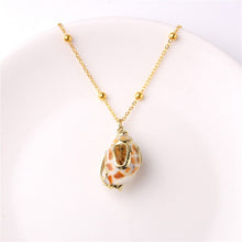 Load image into Gallery viewer, Conch Shell Necklace Sea Beach Shell Chain Pendant Necklace For Women Collier Femme Shell Cowrie Summer Jewelry Bohemian