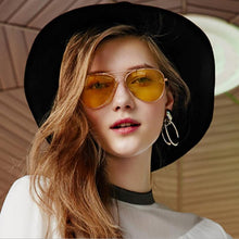 Load image into Gallery viewer, Brand 3025 Goggles Vision Night Glasses for Driving Fashion Aviation Yellow Sunglasses Men Night Vision Pilot Eyewear