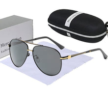 Carica l'immagine nel visualizzatore di Gallery, Brand Designer UV400 Sunglasses Polarized Men high quality Driving Glasses Eyewear Metal Rimless Retro Gafas De Sol Hombre