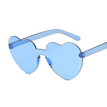 Load image into Gallery viewer, Brand Designer Vintage Sunglass Love Heart Sunglasses Women Cute Sexy Retro Cat Eye Vintage SunGlasses Female