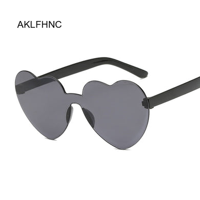 Brand Designer Vintage Sunglass Love Heart Sunglasses Women Cute Sexy Retro Cat Eye Vintage SunGlasses Female