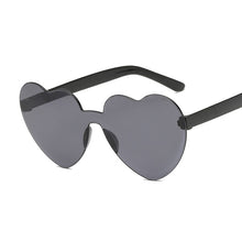 Load image into Gallery viewer, Brand Designer Vintage Sunglass Love Heart Sunglasses Women Cute Sexy Retro Cat Eye Vintage SunGlasses Female