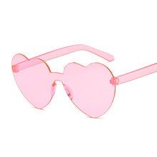 Load image into Gallery viewer, Brand Designer Vintage Sunglass Love Heart Sunglasses Women Cute Sexy Retro Cat Eye Vintage SunGlasses Female