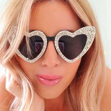 Load image into Gallery viewer, Brand Heart Love Women Sunglasses Retro Sexy Silver Bling Stone Sun Glasses Ladies Sunglasses Eyewear Oculos De Sol