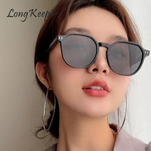 Load image into Gallery viewer, Brand Women Sunglasses Vintage Square Glasses Classic Retro Round Eyewear Unisex Eyeglasses Ladies Sunglasses Zonnebril Dames