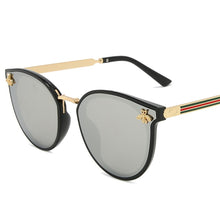 Load image into Gallery viewer, Brand Women&#39;s Sunglasses Oval Metal Frame Little Bee Men&#39;s Sunglasses UV400 Classic Retro Brand Sport  Glasses