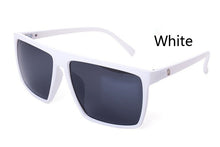 Carica l&#39;immagine nel visualizzatore di Gallery, Brand retro Steampunk frame SKULL Square male Sunglasses Men All Black oversized big sun Glasses for men Women sun glasses
