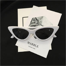 Load image into Gallery viewer, Butterfly Hip hop fun bf sunglasses Harajuku Ulzzang triangle cat Vintage couple summer Cat Eye sunglasses