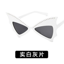 Load image into Gallery viewer, Butterfly Sunglasses Women 2023  Brand Oversized UV400 Eyewear Uv Protection Harajuku Fashionable Sun Glasses Female