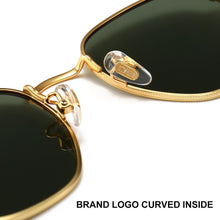 Carica l&#39;immagine nel visualizzatore di Gallery, CAPONI Classic Reflective Sunglasses Women Hexagon Retro Sun Glasses Gold Metal Frame Eyewear UV Protect Shades For Girls CP1081