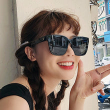 Load image into Gallery viewer, New Fashion Square Sunglasses Women Brand Designer Luxury Big Shades Retro Sun Glasses UV400