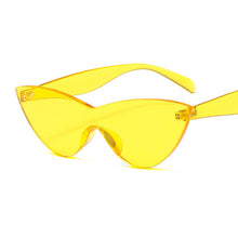 Carica l'immagine nel visualizzatore di Gallery, Occhiali da sole Cat Eye Donna Vintage Specchio in plastica Occhiali da sole rossi Vintage Donna Oculos De Sol Feminino UV400 
