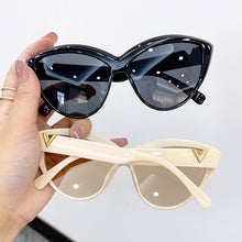Load image into Gallery viewer, Cat Eye Glasses Women Transparent Eyewear Brand Designer Vintage Clear Eyeglasses Optical Frame Oculos очки polaroid женские