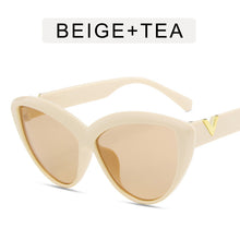 Load image into Gallery viewer, Cat Eye Glasses Women Transparent Eyewear Brand Designer Vintage Clear Eyeglasses Optical Frame Oculos очки polaroid женские