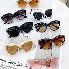 Load image into Gallery viewer, Cat Eye Glasses Women Transparent Eyewear Brand Designer Vintage Clear Eyeglasses Optical Frame Oculos очки polaroid женские