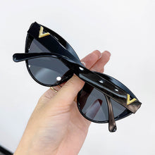 Load image into Gallery viewer, Cat Eye Glasses Women Transparent Eyewear Brand Designer Vintage Clear Eyeglasses Optical Frame Oculos очки polaroid женские