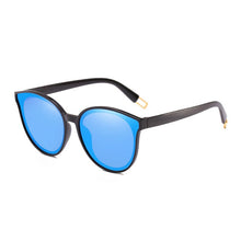 Load image into Gallery viewer, Cat Eye Round Sunglasses Women Men Retro Oversized Sun Glasses Female Stylish Cateye Eyewear Big Frame Sunglass