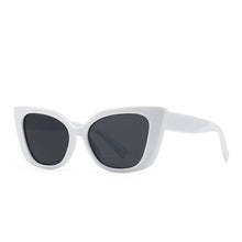 Carica l&#39;immagine nel visualizzatore di Gallery, Cat Eye Sunglasses Women Men Small Square Shades Retro Glasses Accessories Latest Vintage Eyewear UV400 Goggles