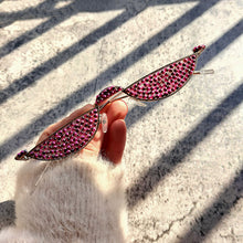 Load image into Gallery viewer, Cat Eyes Crystal Bling Bling Sunglasses Women 2023 Vintage Pearl Rhinestone  Sun Glasses Women Sonnenbrille