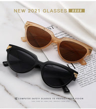 Load image into Gallery viewer, Cat-eye rivet sunglasses European and American INS triangle sunglasses women 2023 trend jelly colored glasses