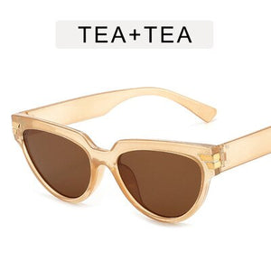 Cat-eye rivet sunglasses European and American INS triangle sunglasses women 2023 trend jelly colored glasses