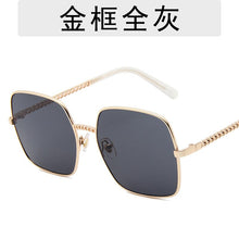 Load image into Gallery viewer, Chain-Detailed Square Frame Sunglasses for Women UV400 Pendant  Pink Gradient Sun Glasses