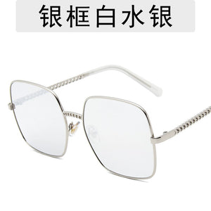 Chain-Detailed Square Frame Sunglasses for Women UV400 Pendant  Pink Gradient Sun Glasses