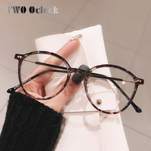 Load image into Gallery viewer, Chic Ladies Round Eyeglasses Frame Women&#39;s 2023 Brand Designer Clear Glasses Frames 0 Diopter Optic Frame oculos de grau