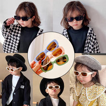Carica l'immagine nel visualizzatore di Gallery, Occhiali da sole per bambini carini vintage rettangolari smerigliati UV400 Occhiali da sole per ragazze da esterno per ragazzi Occhiali da sole dolci Protezione Occhiali da sole classici per bambini 