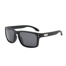 Carica l'immagine nel visualizzatore di Gallery, Classic 9102 Sports Polarized Sunglasses Men Women Outdoor Square Sun Glasses Fishing UV400