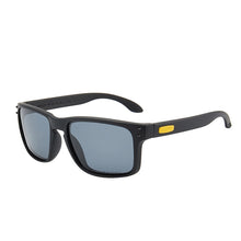 Carica l'immagine nel visualizzatore di Gallery, Classic 9102 Sports Polarized Sunglasses Men Women Outdoor Square Sun Glasses Fishing UV400