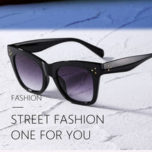 Load image into Gallery viewer, Classic Cat Eye Sunglasses Women Vintage Oversized Gradient Sunglasses Shades Female  Designer UV400 Sunglass 2023