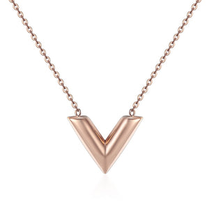 Classic Design Famous Brand V Letter Pendant Necklace For Woman Titanium Steel Woman Necklace Luxury Jewelry Female Top Quality
