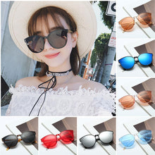 Load image into Gallery viewer, Classic Korean Retro Sunglasses Female Round Shape Sunglaasses Women Brand Designer Price Sunglasses Girls