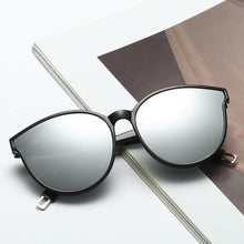 Load image into Gallery viewer, Classic Korean Retro Sunglasses Female Round Shape Sunglaasses Women Brand Designer Price Sunglasses Girls