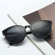 Load image into Gallery viewer, Classic Korean Retro Sunglasses Female Round Shape Sunglaasses Women Brand Designer Price Sunglasses Girls