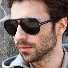 Load image into Gallery viewer, Classic Men Pilot Sunglasses Retro Male Black Sunglasses Vintage Sun Glasses UV400 Masculino Eyewear Oculos De Sol
