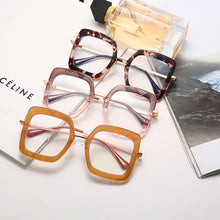 Load image into Gallery viewer, Classic Metal Frame Glasses Women Retro Anti Blue Light Glasses Frame Men Oversized Square Eyeglasses Vintage Monturas De Lentes