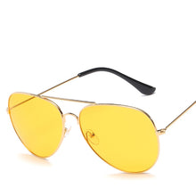 Carica l'immagine nel visualizzatore di Gallery, Classic Retro Pilot Ocean Colorful Sunglasses For Women Men  Unisex Aviation Metal Red Sun Glasses Summer Driving 3025 Eyewear