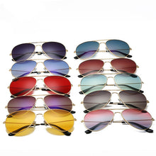Carica l'immagine nel visualizzatore di Gallery, Classic Retro Pilot Ocean Colorful Sunglasses For Women Men  Unisex Aviation Metal Red Sun Glasses Summer Driving 3025 Eyewear
