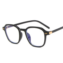Carica l&#39;immagine nel visualizzatore di Gallery, Classic Vintage Square Optical Glasses Frames 2023 Women Men Prescription Glasses Lady Anti-blue Light Eyewear Spectacle UV400