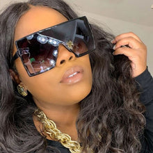 Load image into Gallery viewer, Classic Vintage Square Sunglasses Woman Siamese Oversized Sunglasses Woman/Men Retro Sun Glasses Sunshade Lentes De Sol Mujer