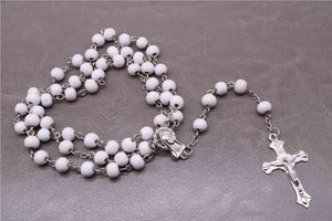 Perline di legno classiche da 6 mm, profumo di rosa, rosario di preghiera, collana con croce di Gesù, eleganti gioielli religiosi cattolici.