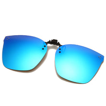 Carica l&#39;immagine nel visualizzatore di Gallery, Clip on Flip up Polarized Lens For Prescription Glasses Women Men Square Driving Night Vision Glasses UV400 Sunglasses Shades