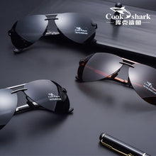 Load image into Gallery viewer, Cook Shark Men&#39;s Sunglasses Sunglasses Men&#39;s Influx of People Driving Polarized Blue Glasses Sunglasses Drivers Driving Glasses
