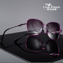 Carica l&#39;immagine nel visualizzatore di Gallery, Cook Shark&#39;s 2025 sunglasses ladies polarized sunglasses tide ultra light driver driving glasses fashion